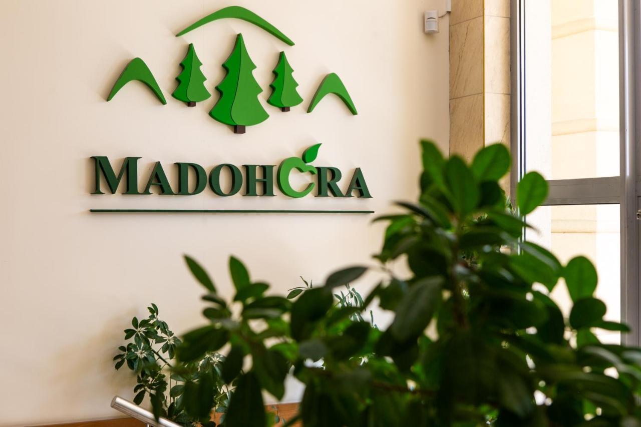 Madohora Slemien Hotel Kocon Exterior foto